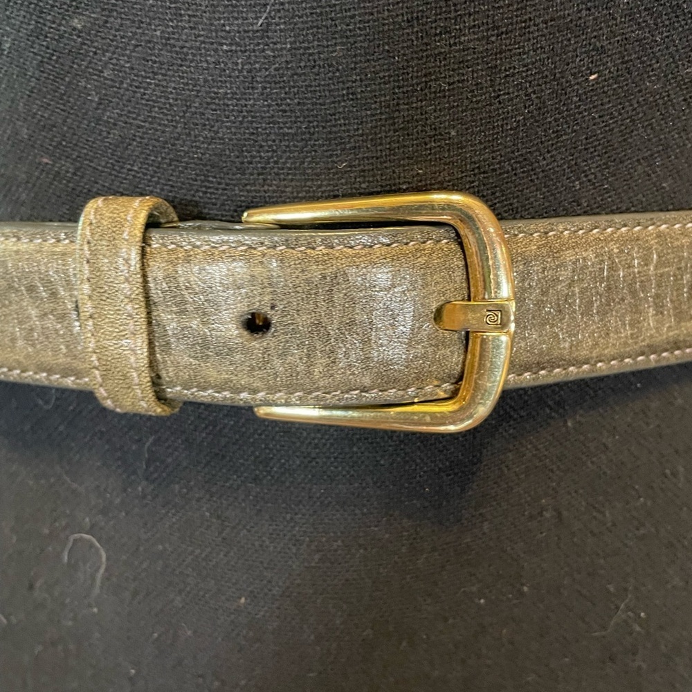 Vintage 80s Pierre Cardin Olive Green Leather Belt with gold Hardware. Size 30